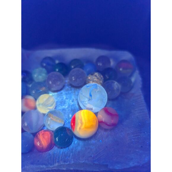 Vintage Marble Lot (28) – UV Reactive, Swirls, Shooters, Mixed Styles - Picture 6 of 11